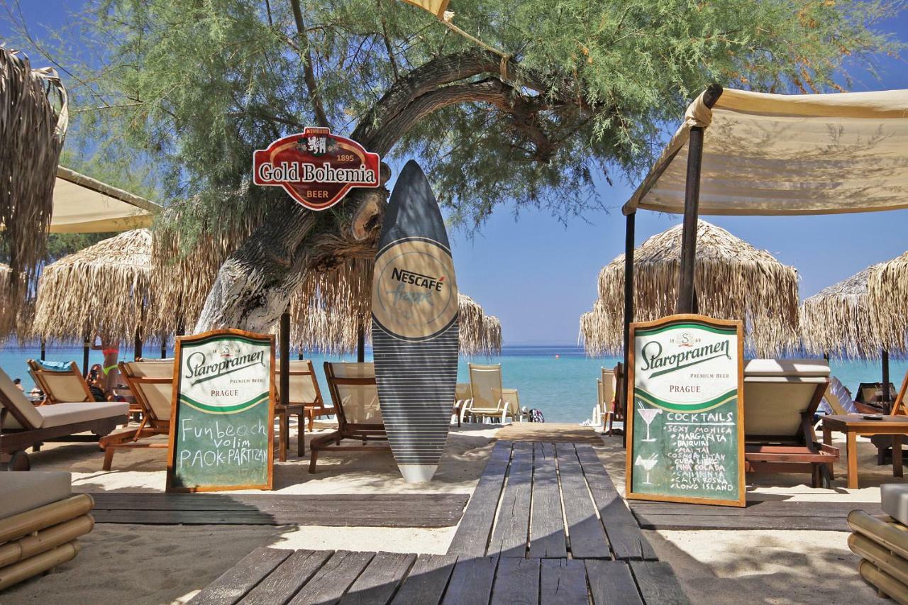 Funbeach Rooms เนโอสมาร์มาราส ภายนอก รูปภาพ